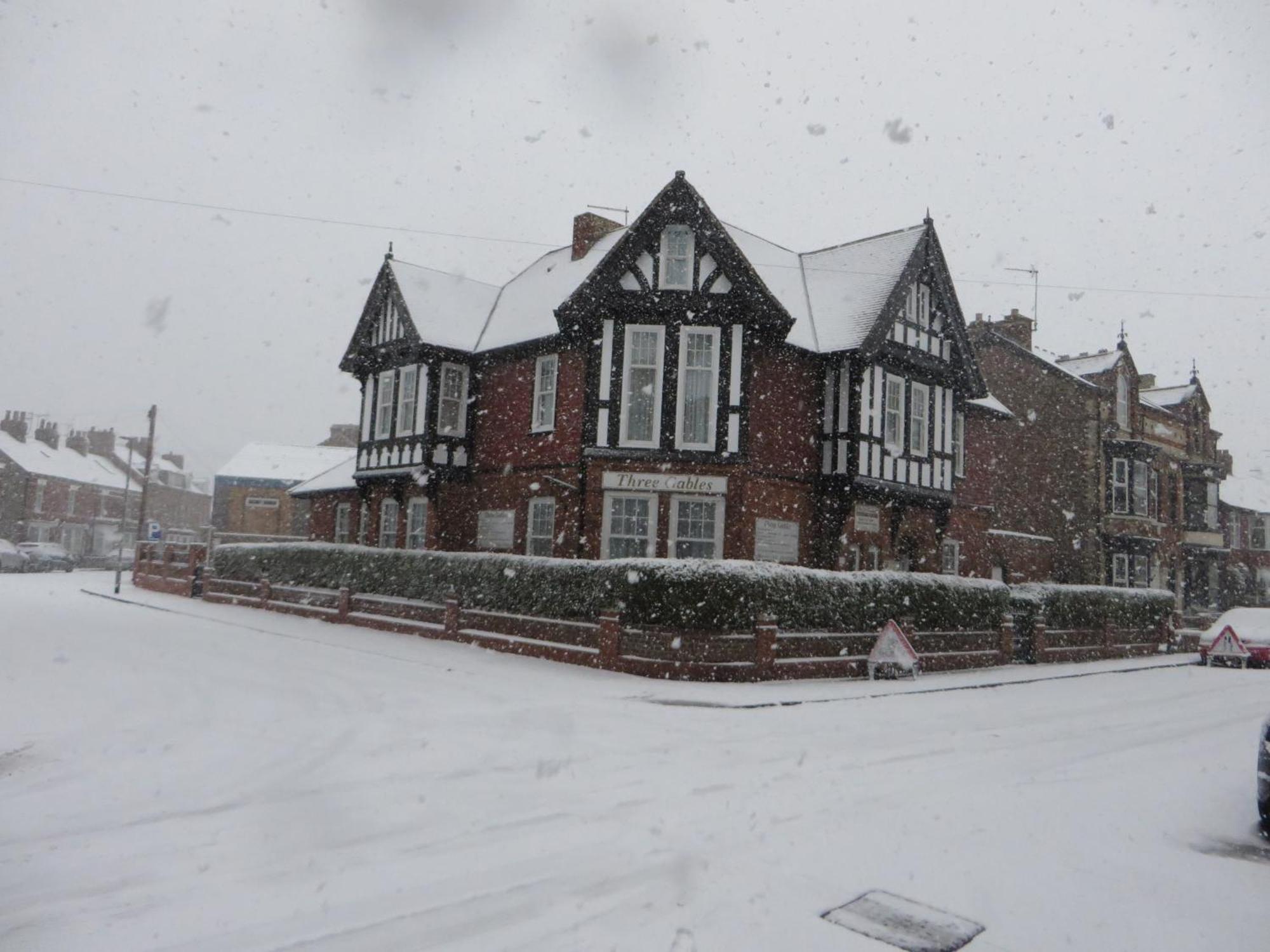 Three Gables Hotel Bridlington Exterior photo